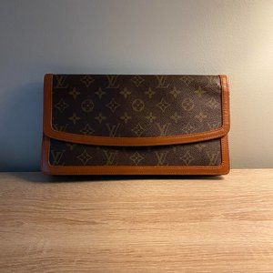 Authentic Louis Vuitton Vintage Clutch